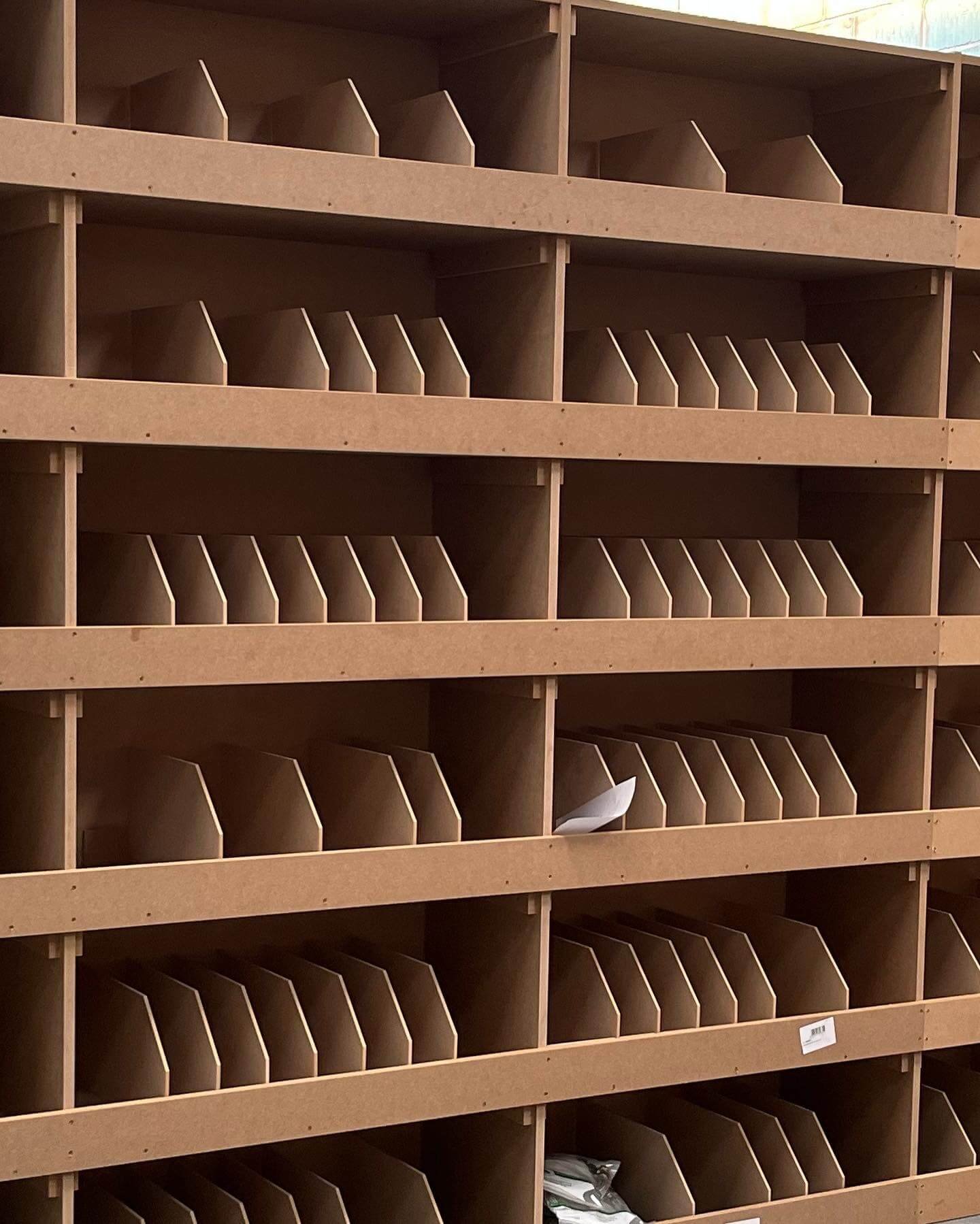 Small parts storage system